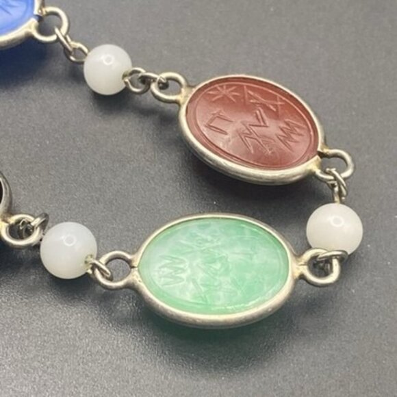 Vintage Egyptian Revival Multi Color Glass Scarab Bracelet Gold Tone 1940s-50s - Picture 7 of 10